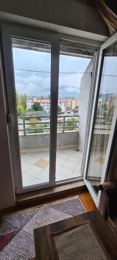 Apartman Velimir Stari Aerodrom 포드고리차 외부 사진